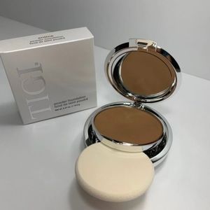 Tigi powder foundation entice new